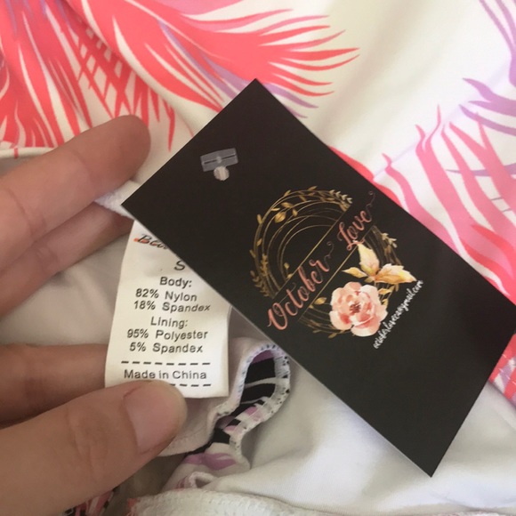 NWT floral 1 piece bathing suit! - Picture 5 of 7